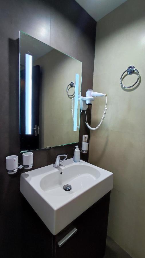 Hostel Simple Tbiliszi Kültér fotó