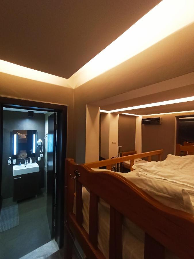 Hostel Simple Tbiliszi Kültér fotó